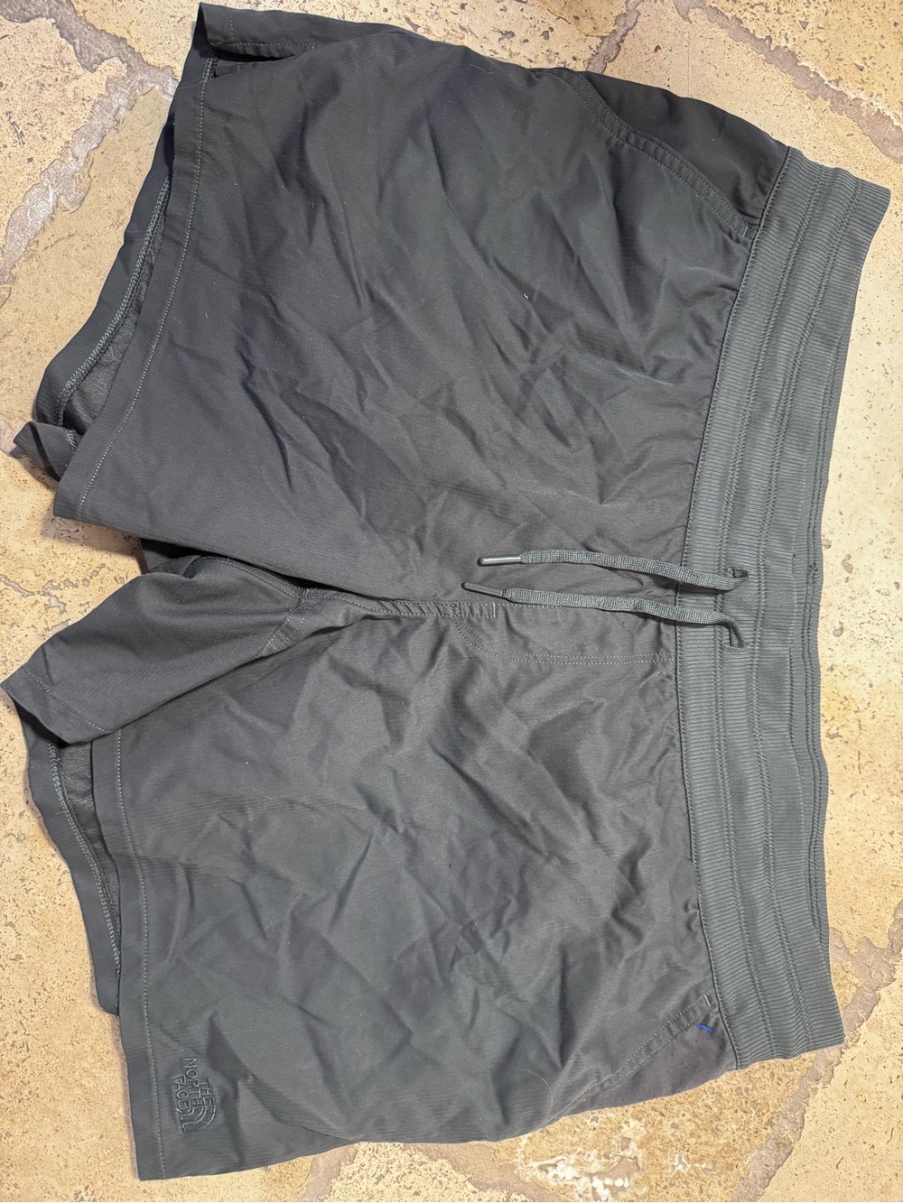The North Face women’s XL Gray shorts